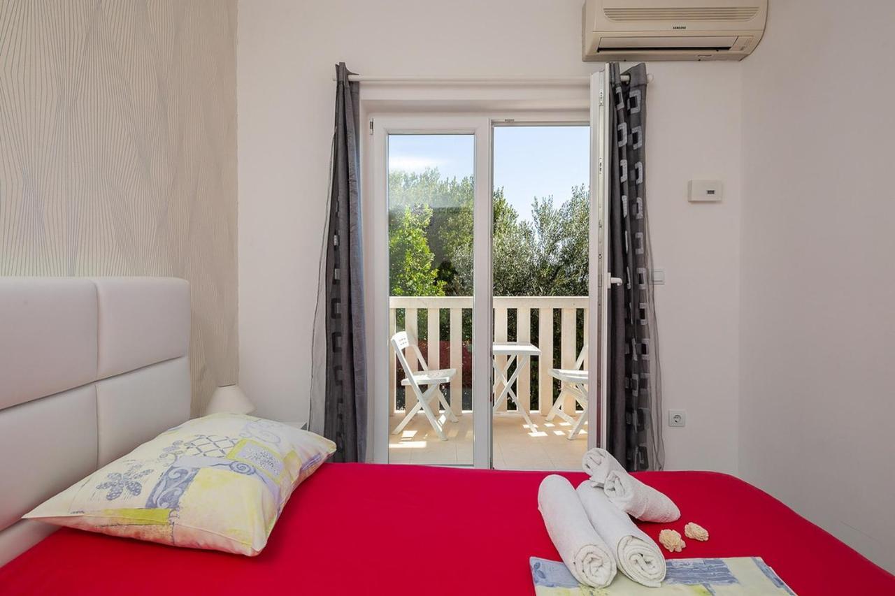 Apartmani Kastelancic Подстрана Экстерьер фото