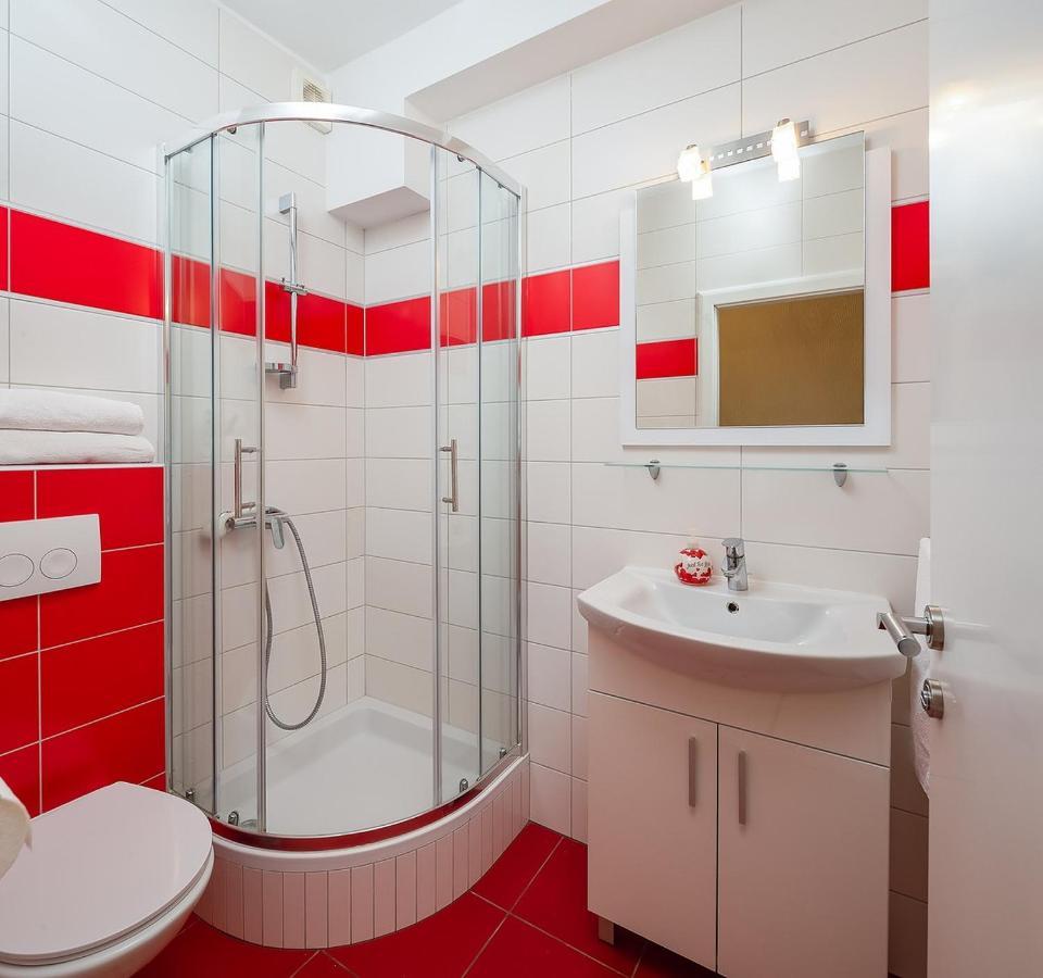 Apartmani Kastelancic Подстрана Экстерьер фото