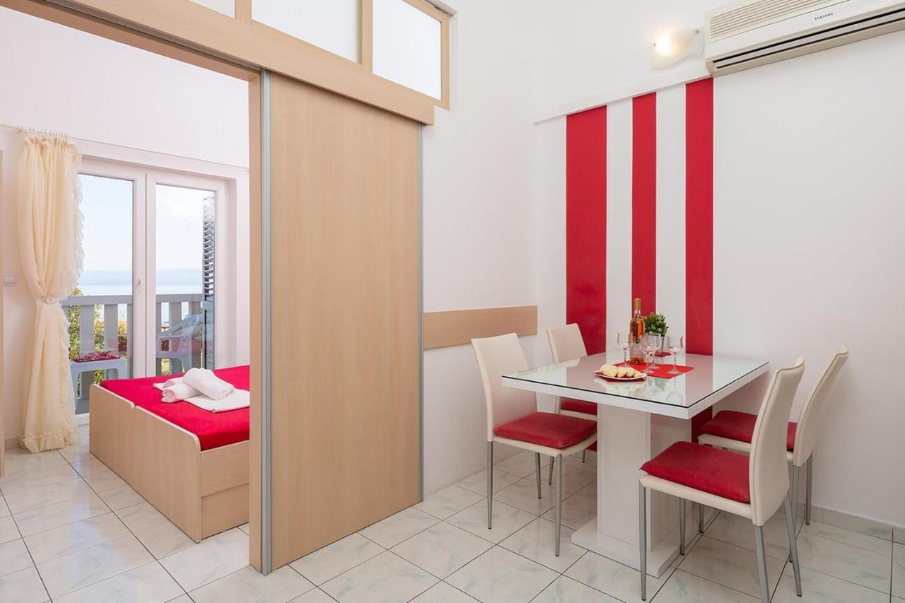 Apartmani Kastelancic Подстрана Экстерьер фото