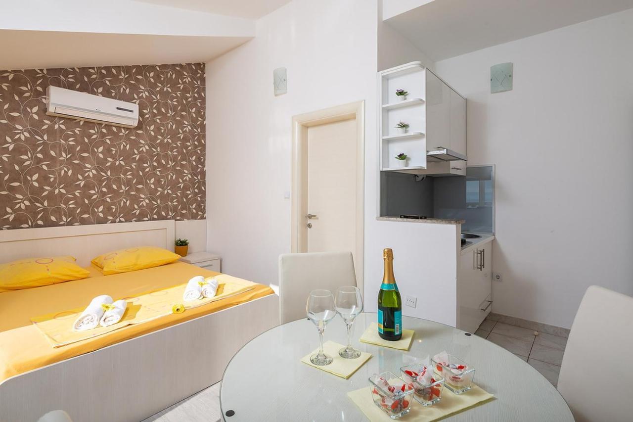 Apartmani Kastelancic Подстрана Экстерьер фото